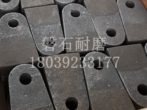bb贝博艾伦:砖块粉碎大师